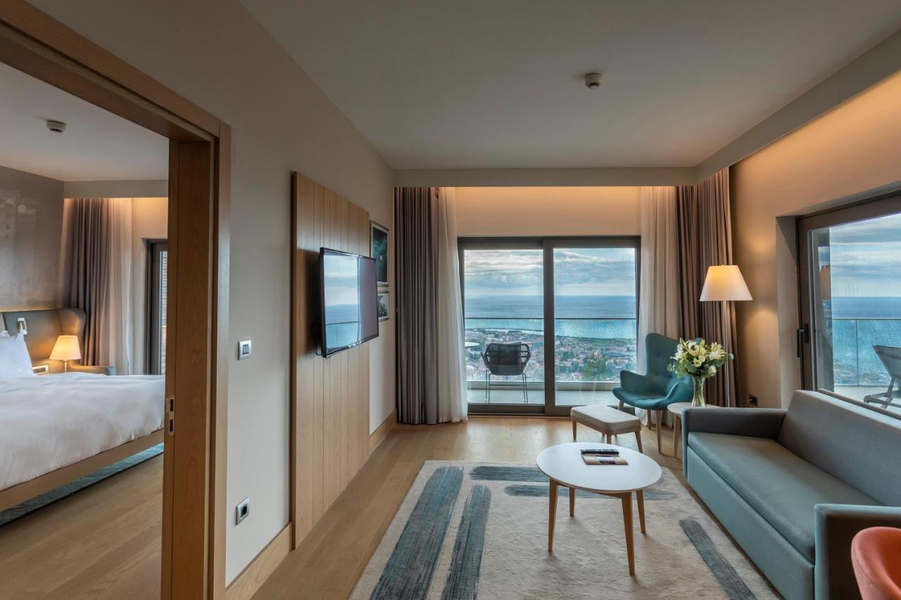 Radisson Blu Hotel Trabzon Esterno foto Suite at the hotel