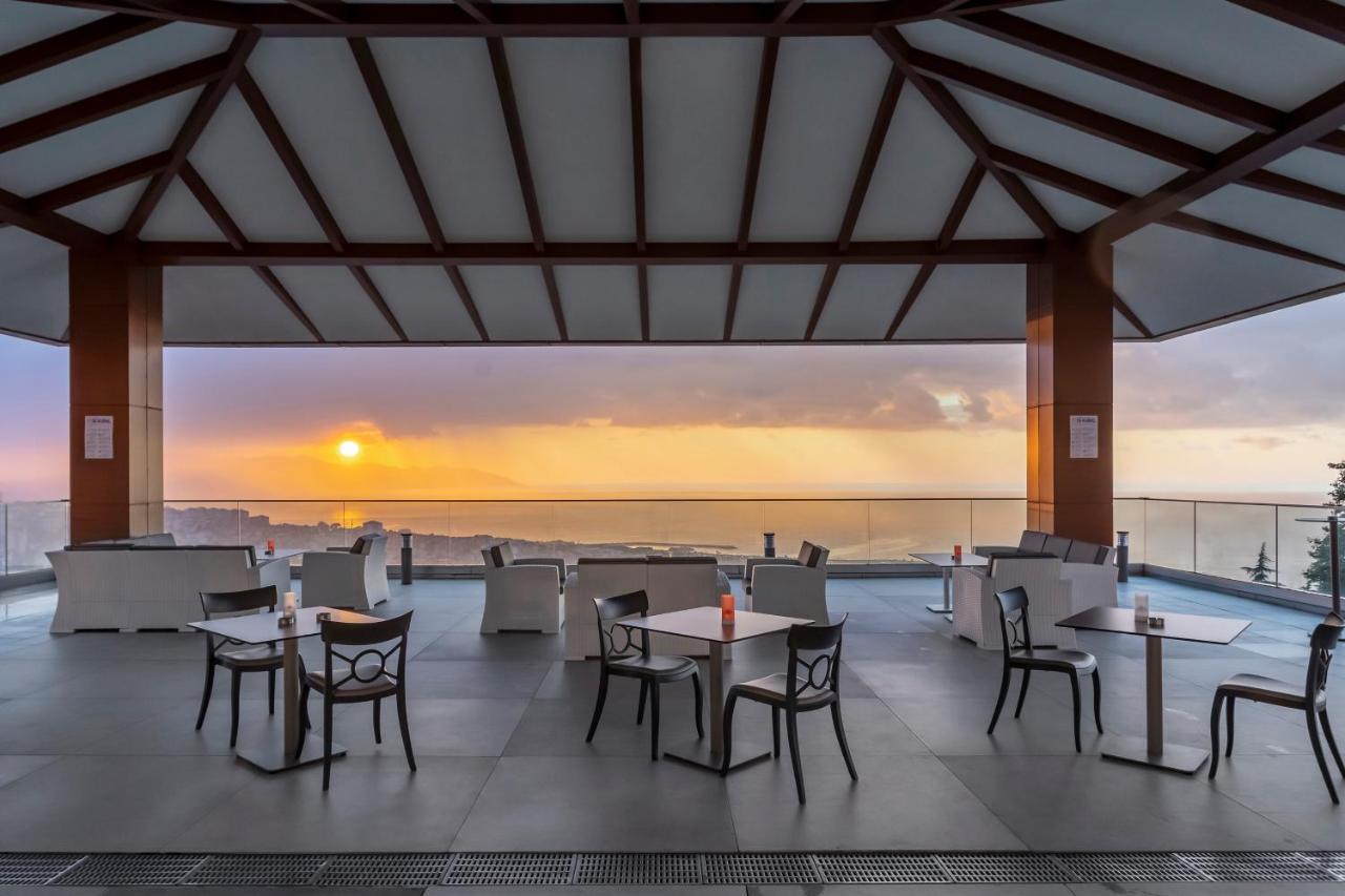 Radisson Blu Hotel Trabzon Esterno foto The View