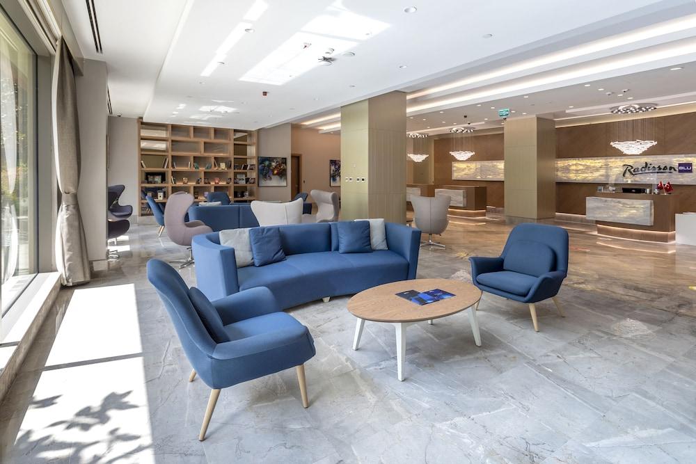 Radisson Blu Hotel Trabzon Esterno foto The lobby of the hotel