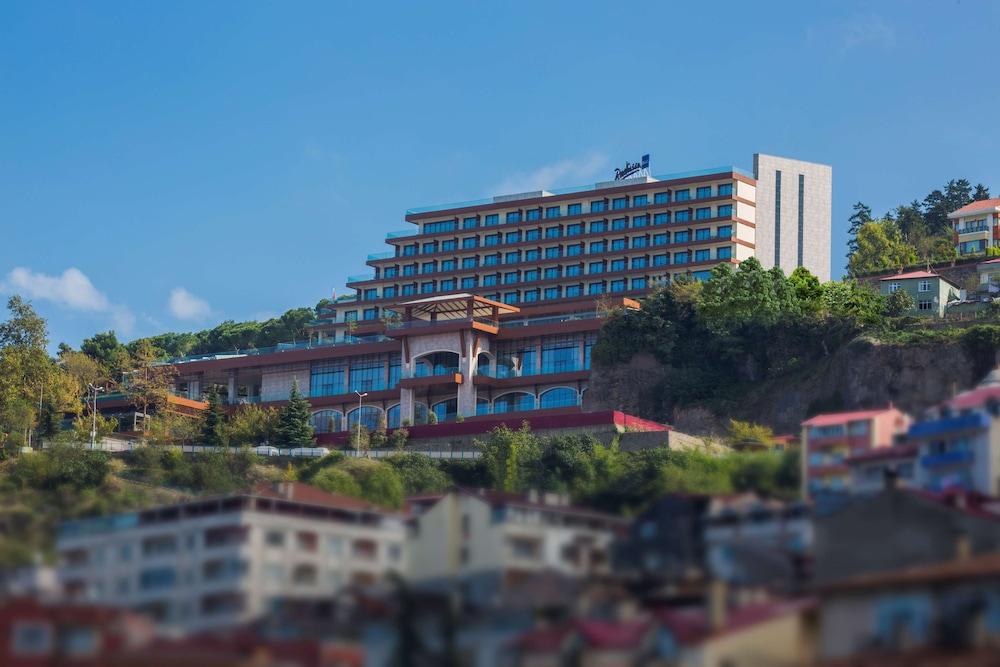 Radisson Blu Hotel Trabzon Esterno foto