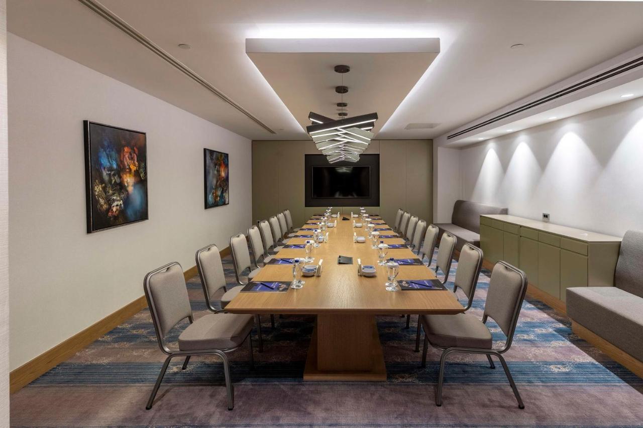 Radisson Blu Hotel Trabzon Esterno foto Boardroom at the hotel