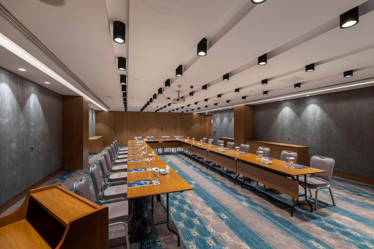 Radisson Blu Hotel Trabzon Esterno foto Meeting room